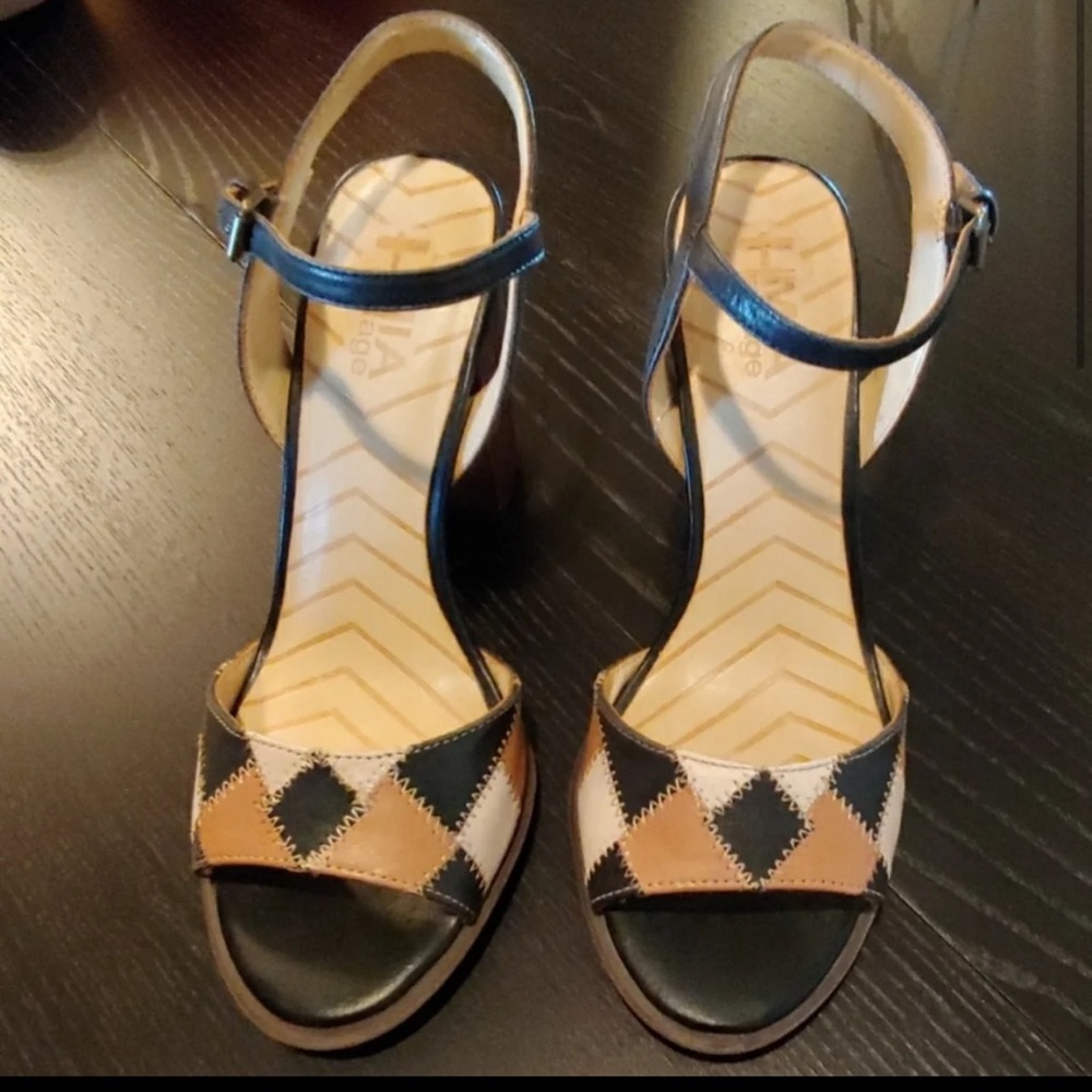 Mia heritage heel